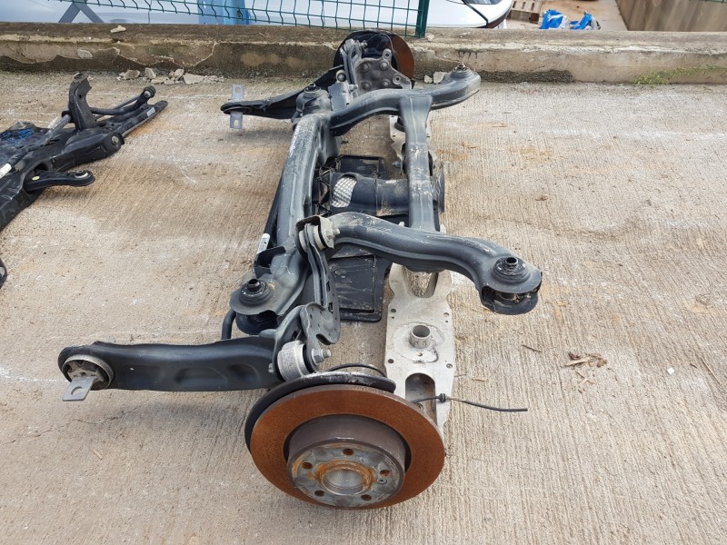 Recambio de puente trasero para mercedes clase a (w176) design referencia OEM IAM A2463501108  