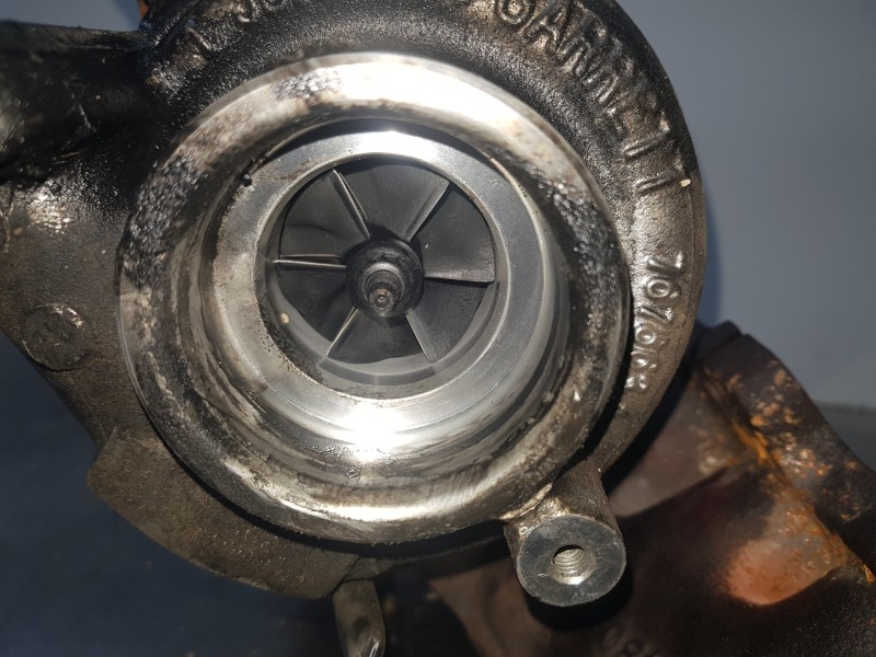 Recambio de turbocompresor para citroen jumpy combi referencia OEM IAM 9682778680  