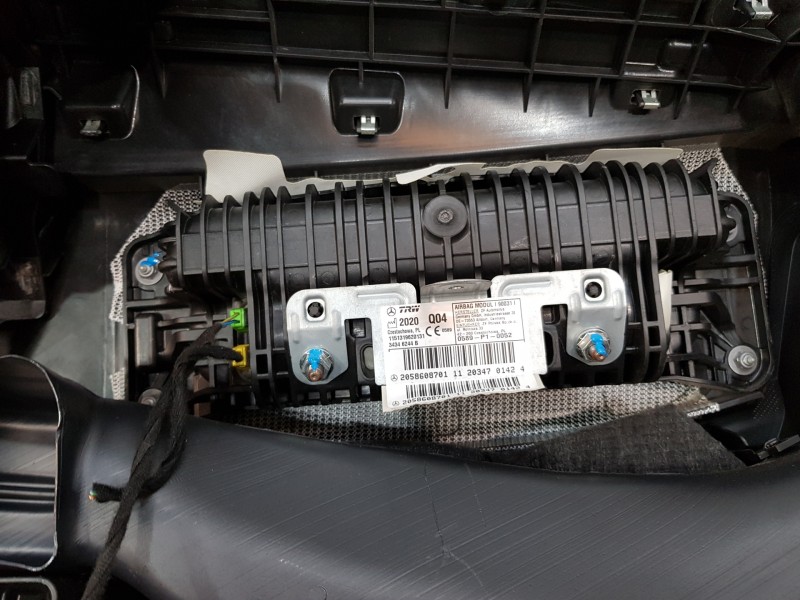 Recambio de kit airbag para mercedes clase glk (w204) glk 4matic referencia OEM IAM A2046806487  