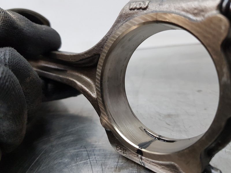 Recambio de biela para hyundai tucson tecno sky referencia OEM IAM 235102U000  