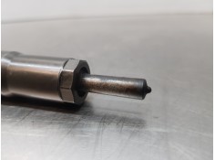 Recambio de inyector para hyundai tucson tecno sky referencia OEM IAM 338002U000   2