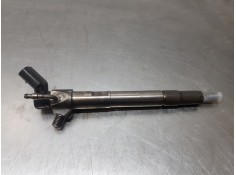 Recambio de inyector para hyundai tucson tecno sky referencia OEM IAM 338002U000  