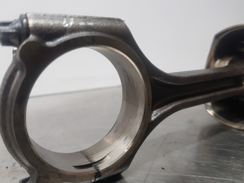 Recambio de biela para hyundai tucson klass referencia OEM IAM 235102U000  