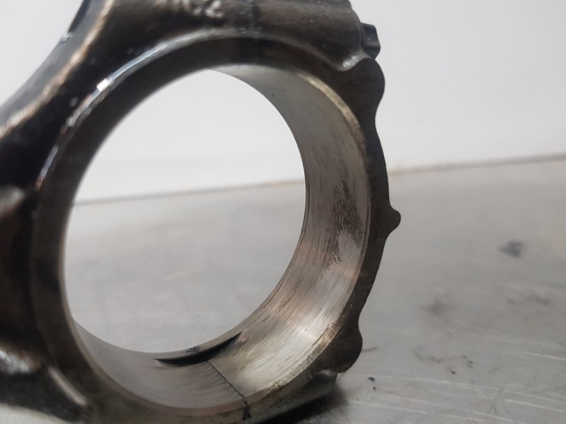 Recambio de biela para hyundai tucson klass referencia OEM IAM 235102U000  