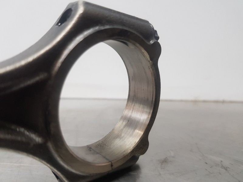 Recambio de biela para hyundai tucson klass referencia OEM IAM 235102U000  