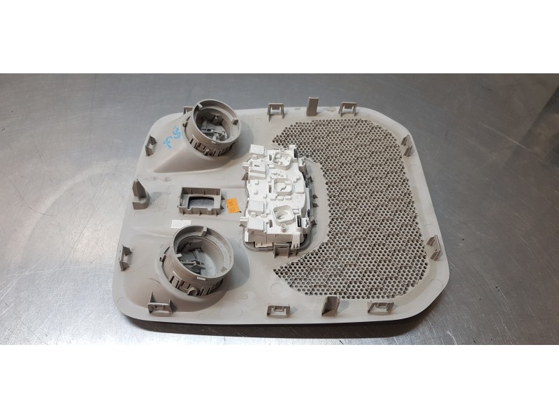 Recambio de luz interior para citroen c4 grand picasso feel referencia OEM IAM 9802770977   Recambio de luz interior para citroen c4 grand picasso feel referencia OEM IAM 9802770977