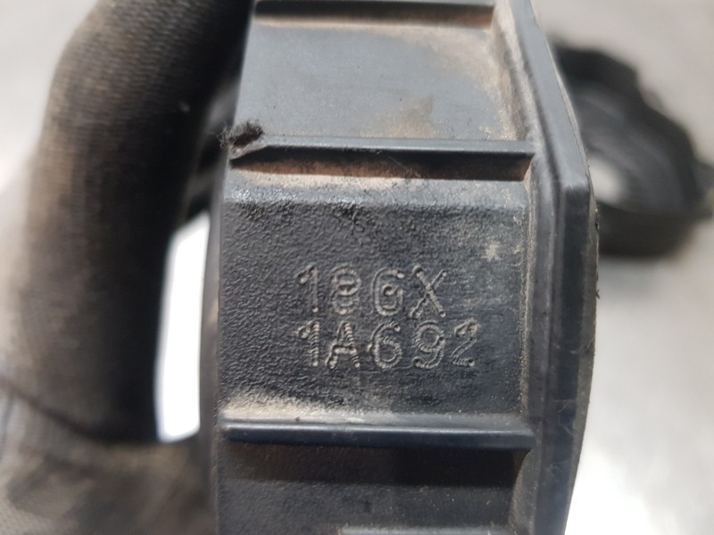 Recambio de tapa distribucion para hyundai tucson tecno sky referencia OEM IAM 213202U700  