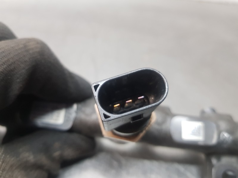 Recambio de rampa inyectora para hyundai tucson klass referencia OEM IAM 314002U200  