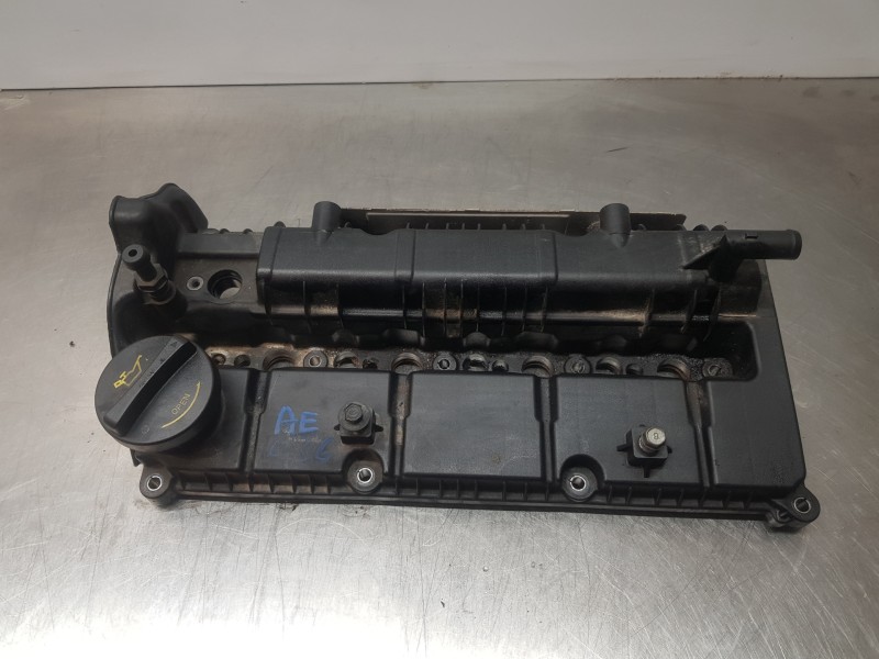 Recambio de tapa balancines para hyundai tucson klass referencia OEM IAM 224102U010  