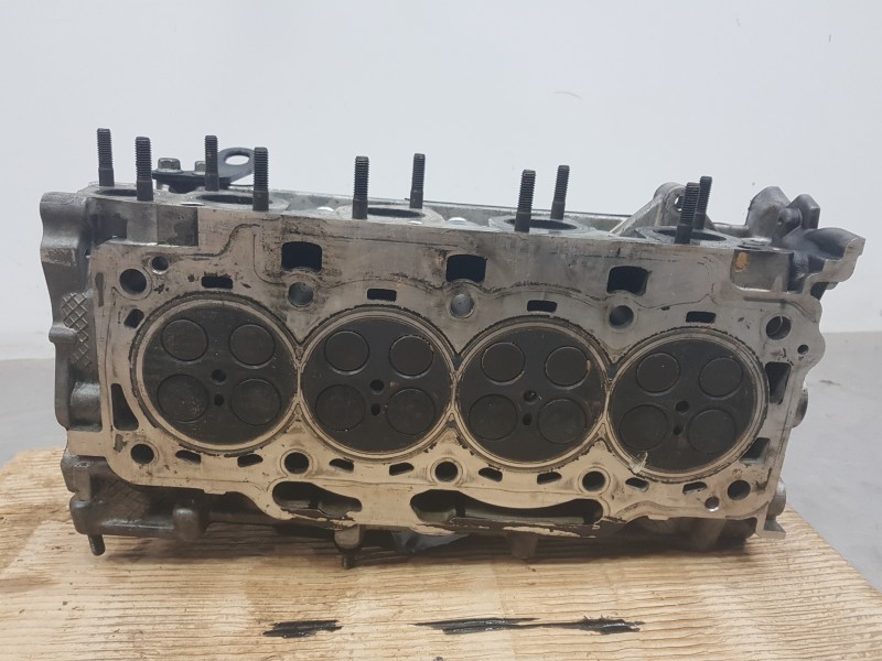 Recambio de culata para hyundai tucson tecno sky referencia OEM IAM 221002U000  