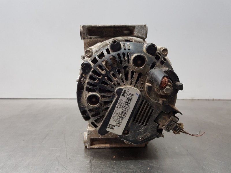 Recambio de alternador para opel meriva b enjoy referencia OEM IAM 13586366  