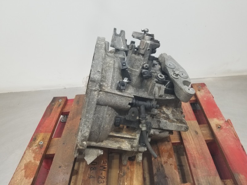 Recambio de caja cambios para opel meriva b enjoy referencia OEM IAM 55596540  