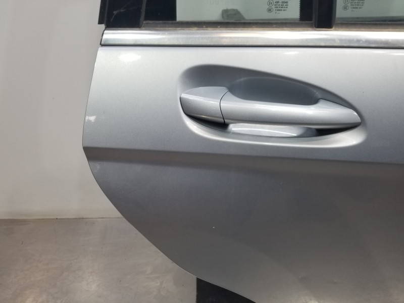 Recambio de puerta trasera derecha para mercedes clase glk (w204) glk 4matic referencia OEM IAM A2047301005 A2047301400 