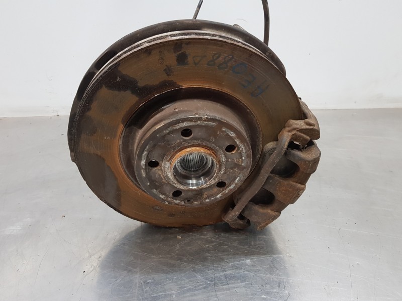 Recambio de mangueta delantera izquierda para mercedes clase glk (w204) glk 4matic referencia OEM IAM A2043322901  