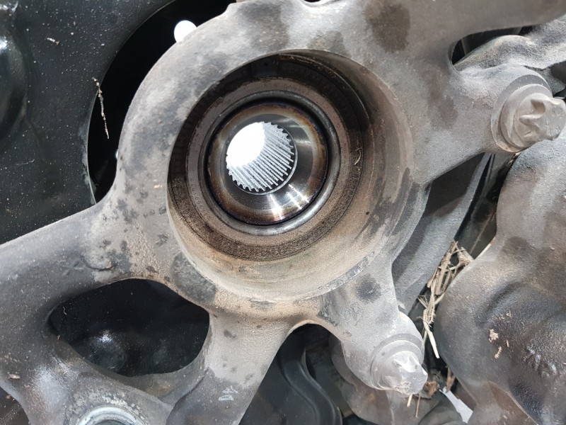 Recambio de mangueta delantera derecha para mercedes clase glk (w204) glk 4matic referencia OEM IAM A2043323001  