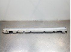 Recambio de faldon lateral para mercedes clase glk (w204) glk 4matic referencia OEM IAM A2046982254  