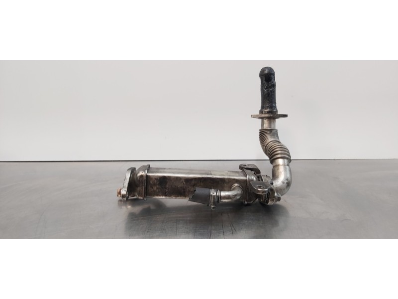 Recambio de enfriador egr para iveco daily pr einzelkabine 35 s... radstand 3000 referencia OEM IAM 5801365344   Recambio de enfriador egr para iveco daily pr einzelkabine 35 s... radstand 3000 referencia OEM IAM 5801365344