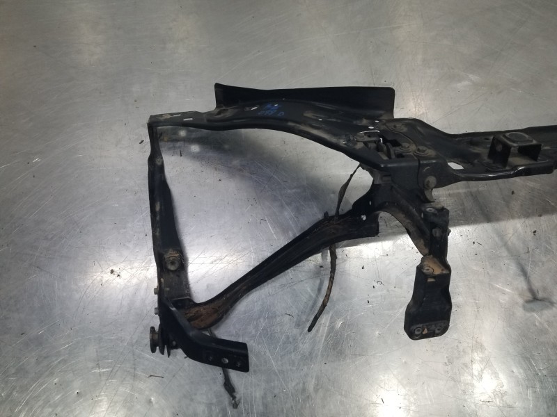 Recambio de panel frontal para mercedes clase glk (w204) glk 4matic referencia OEM IAM A2046200091 A2046200891 