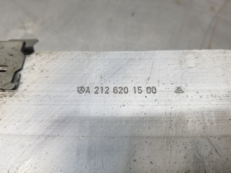 Recambio de refuerzo paragolpes delantero para mercedes clase glk (w204) glk 4matic referencia OEM IAM A2126200230  