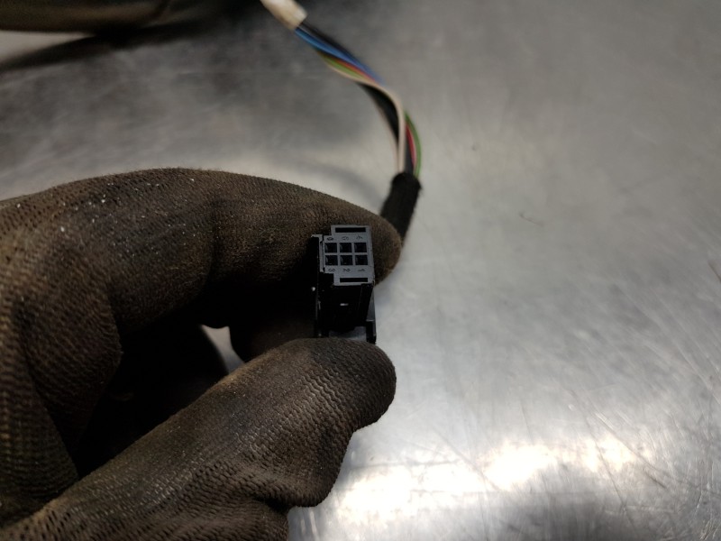 Recambio de retrovisor derecho para peugeot 208 bluehdi referencia OEM IAM 1611240380  