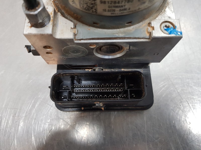 Recambio de abs para peugeot 208 bluehdi referencia OEM IAM 9812847780 10091539453 