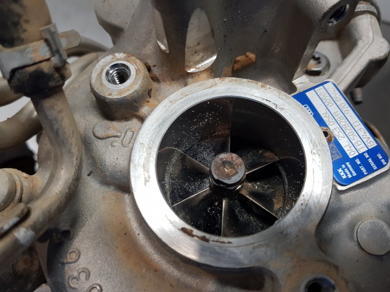 Recambio de turbocompresor para audi q5 (fyb) quattro referencia OEM IAM 04L253056L  