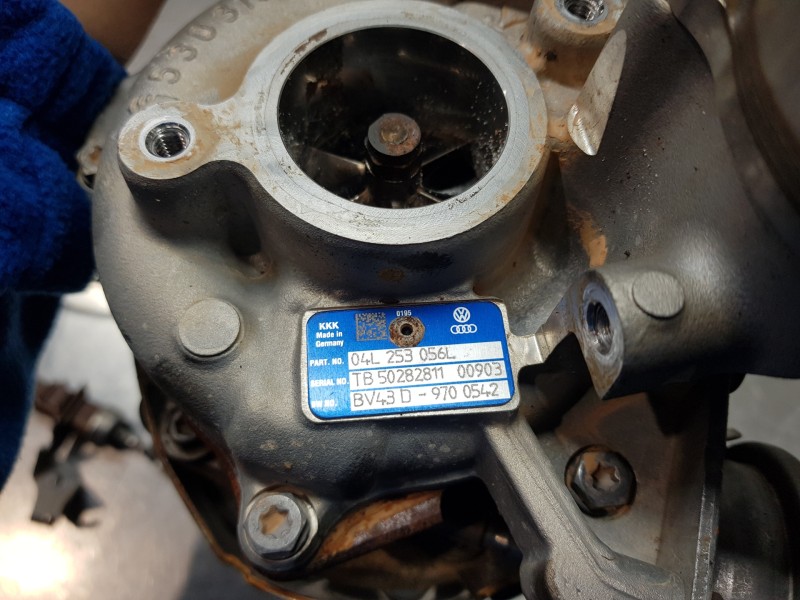 Recambio de turbocompresor para audi q5 (fyb) quattro referencia OEM IAM 04L253056L  