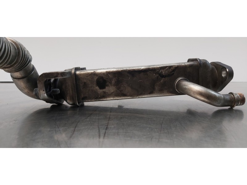 Recambio de enfriador egr para iveco daily pr einzelkabine 35 s... radstand 3000 referencia OEM IAM 5801365344   Recambio de enfriador egr para iveco daily pr einzelkabine 35 s... radstand 3000 referencia OEM IAM 5801365344
