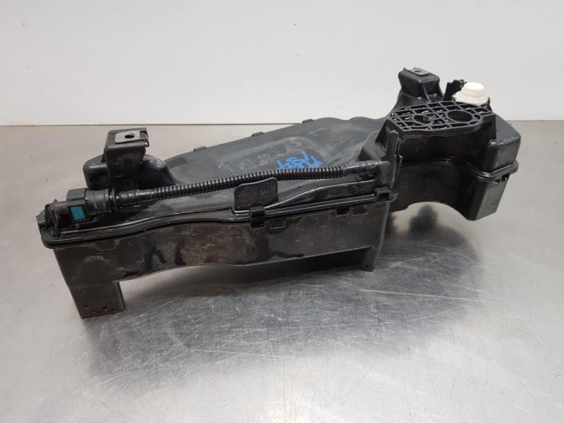 Recambio de deposito aditivo fap ( urea - adblue ) para peugeot 208 bluehdi referencia OEM IAM 9815712580  