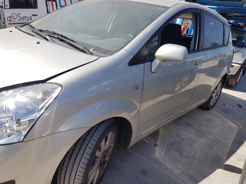 toyota corolla verso (r1) del año 2008
