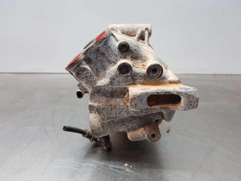 Recambio de compresor aire acondicionado para opel meriva b enjoy referencia OEM IAM 39164668  