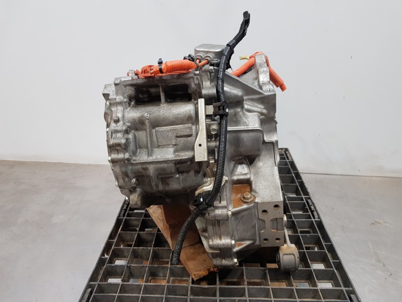Recambio de caja cambios para toyota corolla touring sports (e21) hybrid referencia OEM IAM 3090012010 PH01 