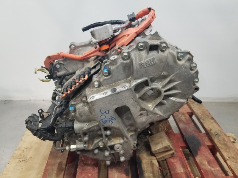 Recambio de caja cambios para toyota corolla touring sports (e21) hybrid referencia OEM IAM 3090012010 PH01 