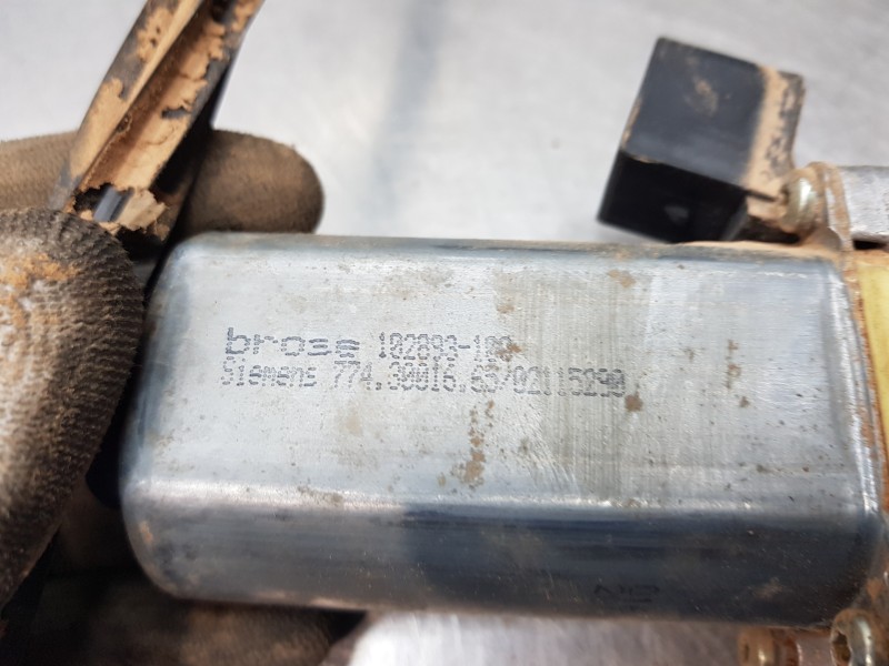 Recambio de elevalunas trasero derecho para land rover freelander es referencia OEM IAM ASR2472 1H5Z7823201EA 