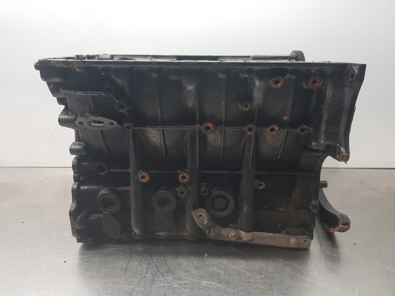 Recambio de bloque para mercedes vito mixto (447) select referencia OEM IAM Q0000000001  