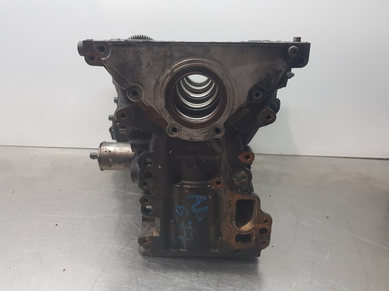 Recambio de bloque para mercedes vito mixto (447) select referencia OEM IAM Q0000000001  