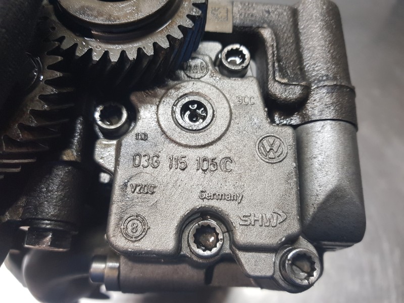 Recambio de bomba aceite para volkswagen tiguan (5n1) advance referencia OEM IAM 03L115105F 03G115105C 03G115169E