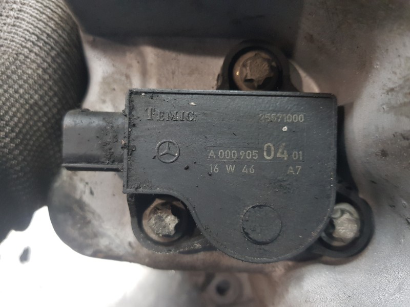 Recambio de carter para mercedes vito mixto (447) select referencia OEM IAM A6510141902  