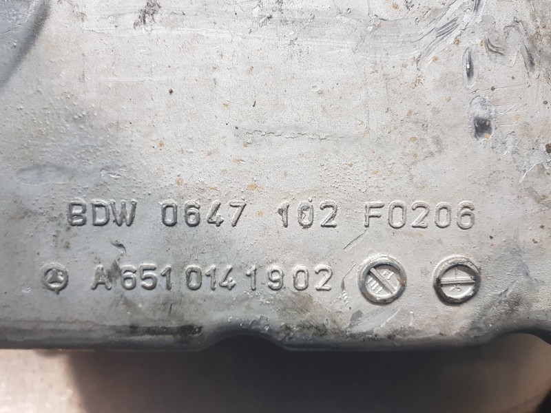 Recambio de carter para mercedes vito mixto (447) select referencia OEM IAM A6510141902  