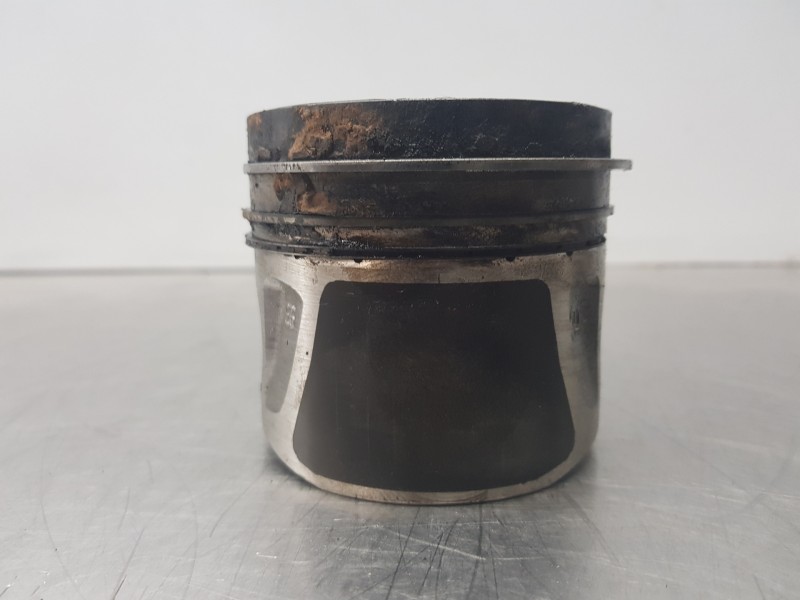 Recambio de piston para mercedes vito mixto (447) select referencia OEM IAM A6510302017  