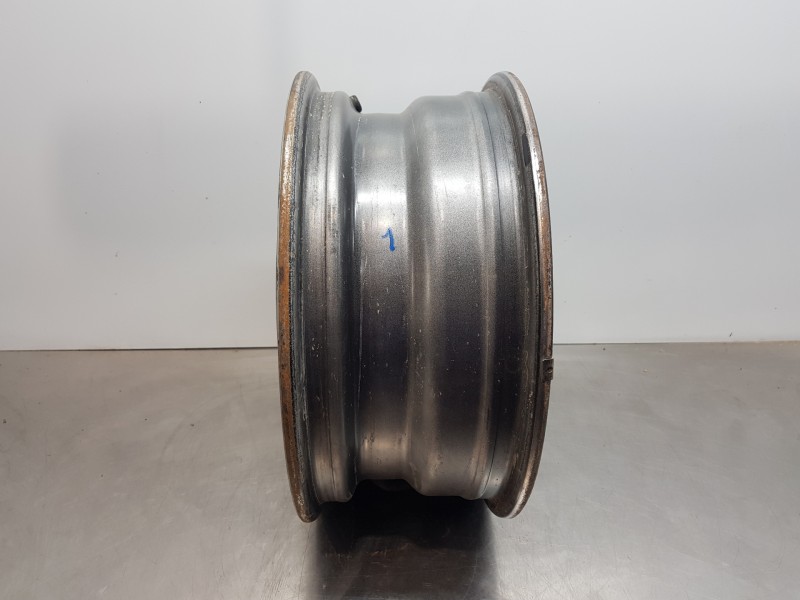 Recambio de llanta para peugeot expert combi bluehdi referencia OEM IAM 98519218VT 9811263980  Recambio de llanta para peugeot expert combi bluehdi referencia OEM IAM 98519218VT 9811263980