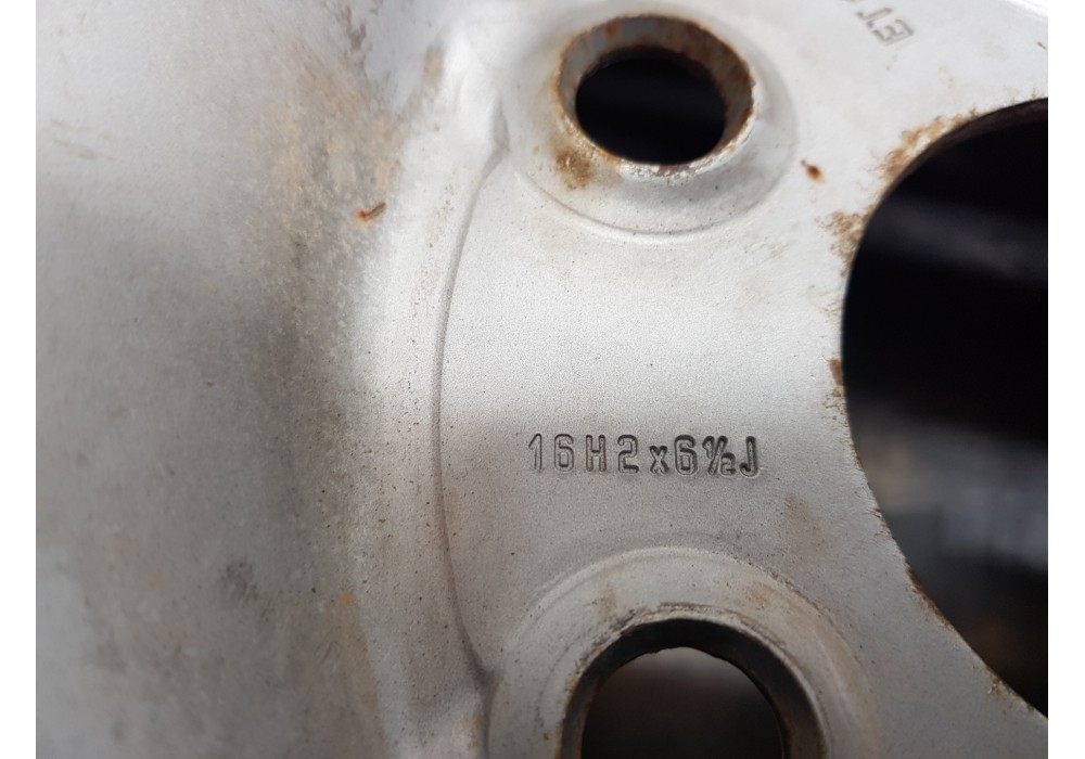 Recambio de llanta para peugeot expert combi bluehdi referencia OEM IAM 98519218VT 9811263980  Recambio de llanta para peugeot expert combi bluehdi referencia OEM IAM 98519218VT 9811263980