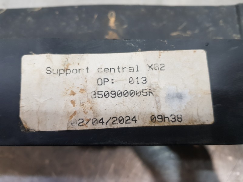 Recambio de refuerzo paragolpes trasero para renault master iii furgón referencia OEM IAM 350900005R  