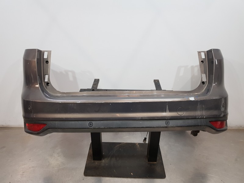 Recambio de paragolpes trasero para ford c-max titanium referencia OEM IAM 1698586 1899472 