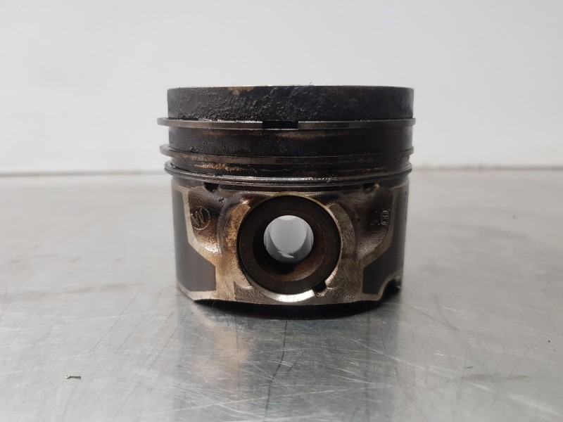 Recambio de piston para citroen ds 7 crossback bluehdi referencia OEM IAM 1629032180  