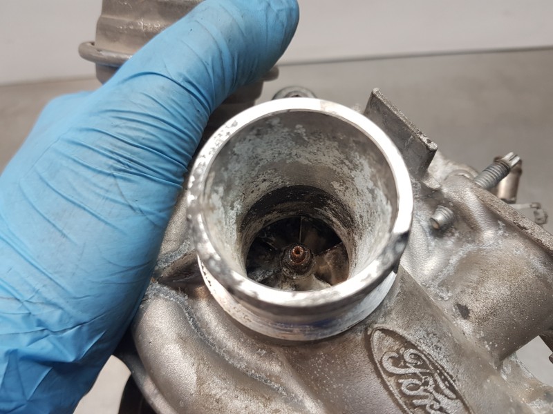 Recambio de turbocompresor para ford focus lim. ecoboost referencia OEM IAM 2082181 CM5G6K682HE 