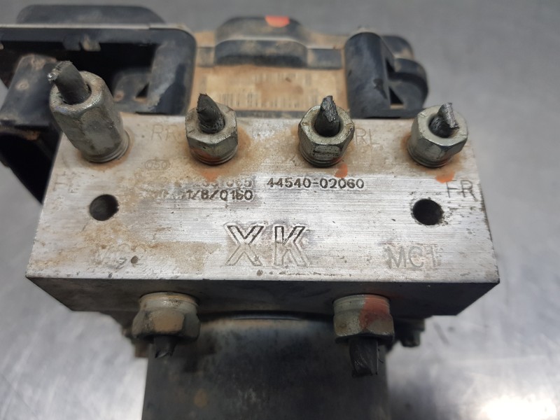 Recambio de abs para toyota auris active referencia OEM IAM 4454002060 0265950512 