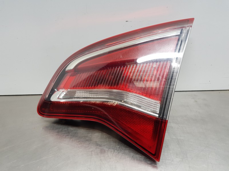 Recambio de piloto trasero derecho interior para opel meriva b enjoy referencia OEM IAM   