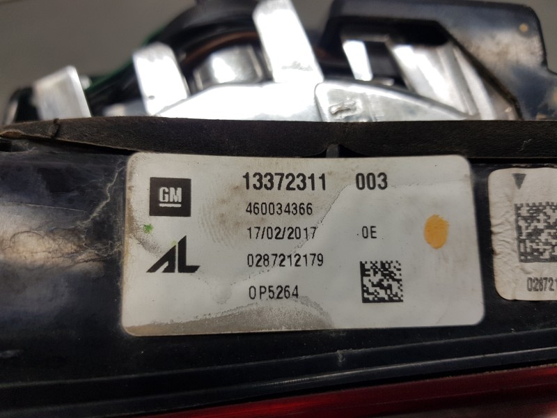 Recambio de piloto trasero derecho interior para opel meriva b enjoy referencia OEM IAM   