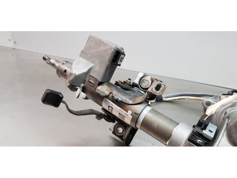 Recambio de columna direccion para toyota yaris hybrid active referencia OEM IAM 4520A0D061  